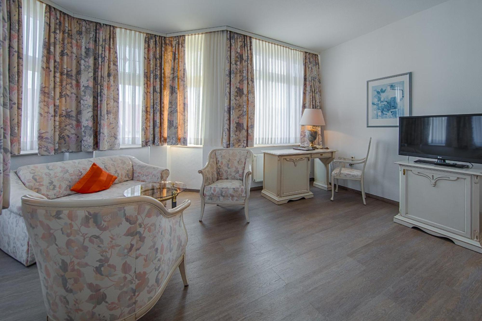 Hotel Fuersteneck Bernburg Extérieur photo