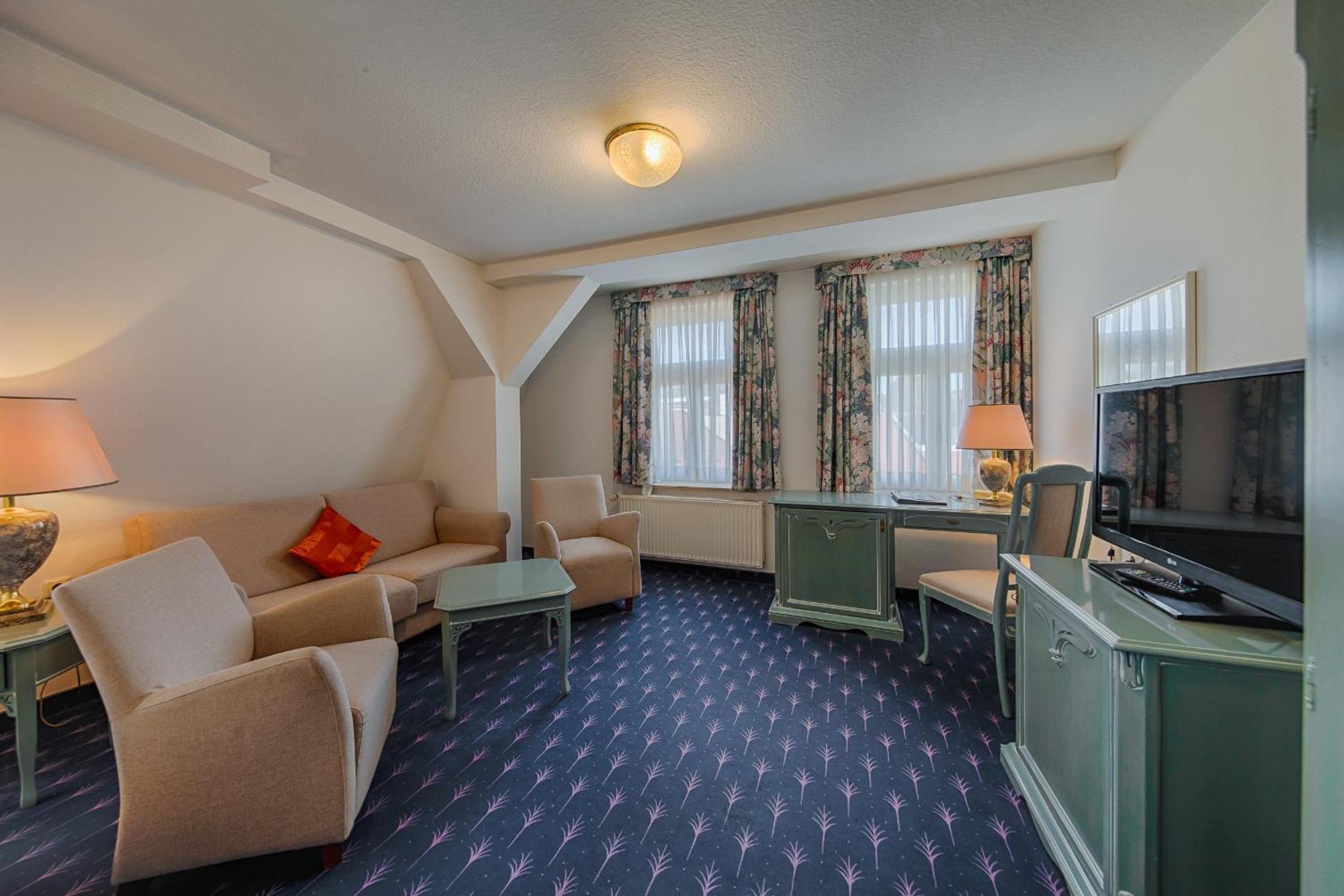 Hotel Fuersteneck Bernburg Extérieur photo