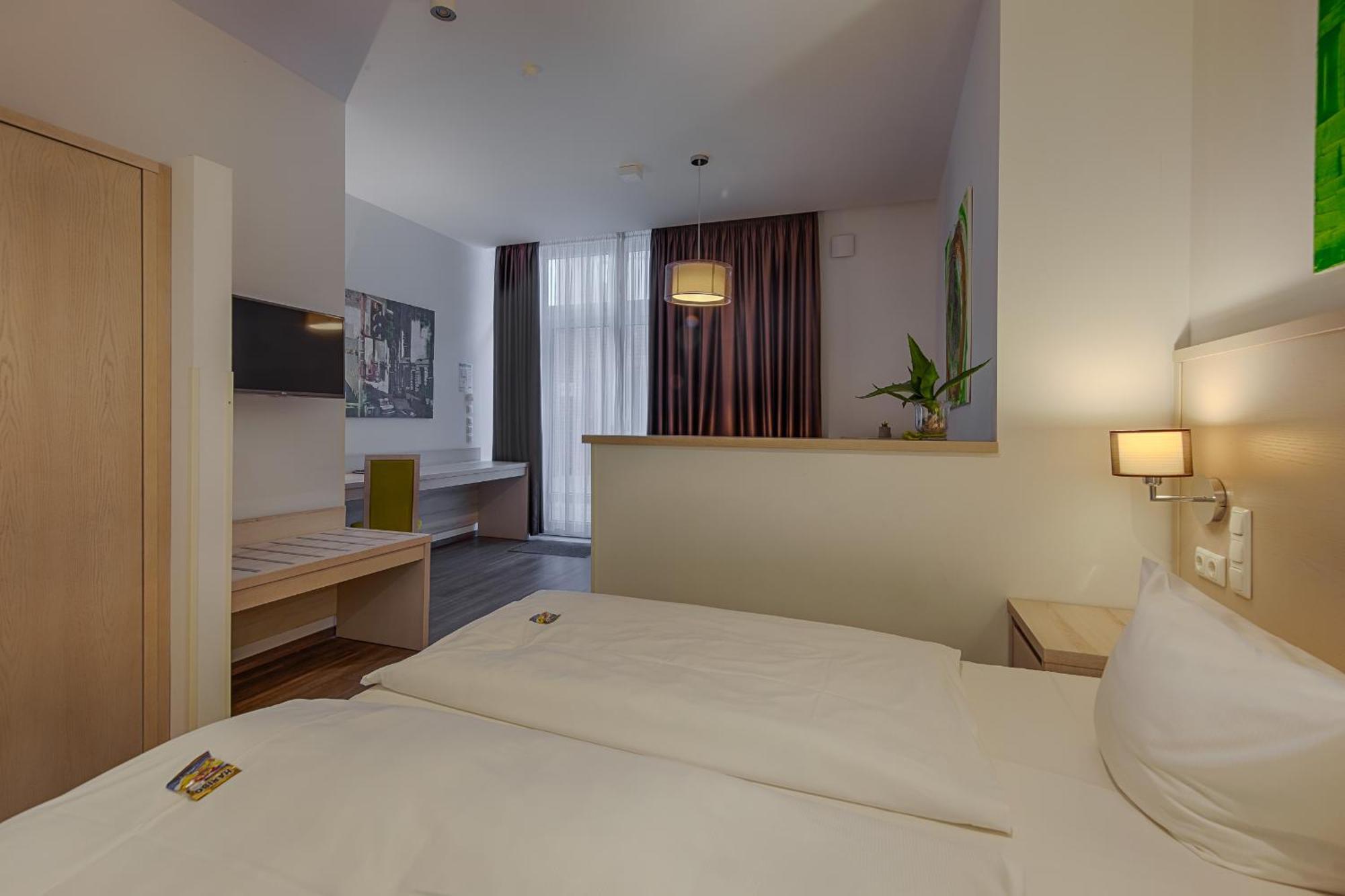 Hotel Fuersteneck Bernburg Extérieur photo