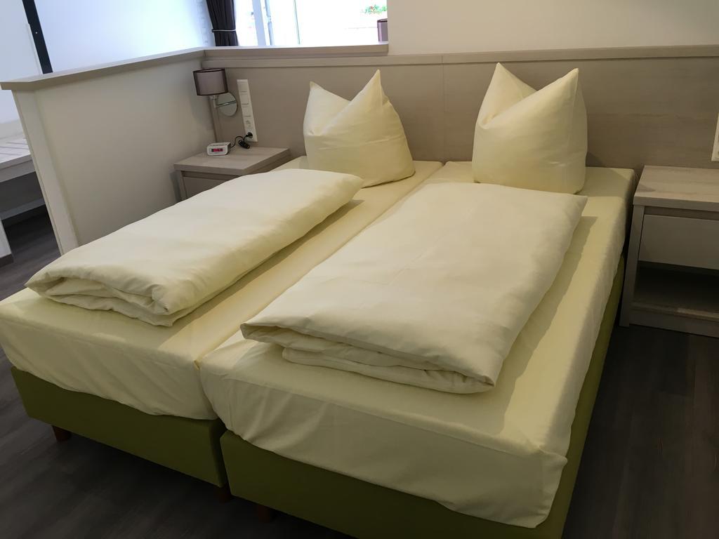 Hotel Fuersteneck Bernburg Extérieur photo