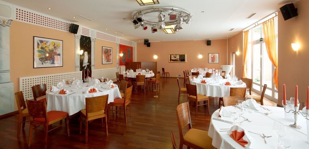 Hotel Fuersteneck Bernburg Extérieur photo